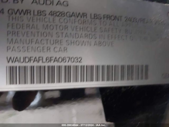 WAUDFAFL6FA067032 Audi A4 2.0t Premium