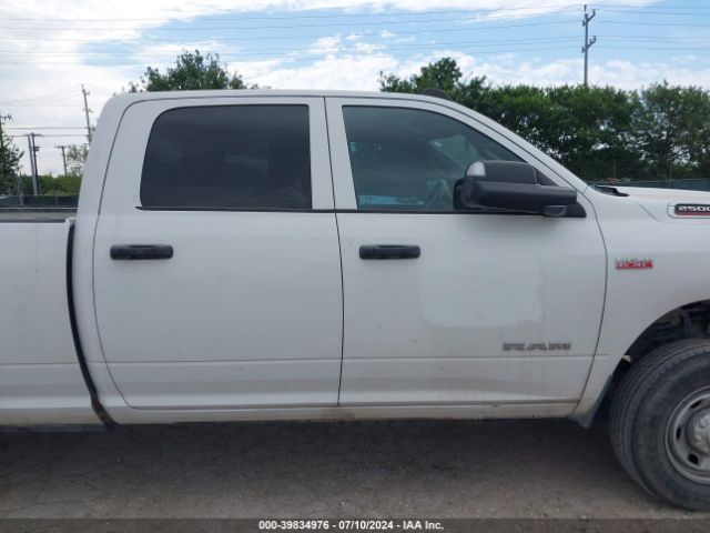 3C6UR5HJ2NG155080 RAM 2500 Tradesman  4x4 8' Box