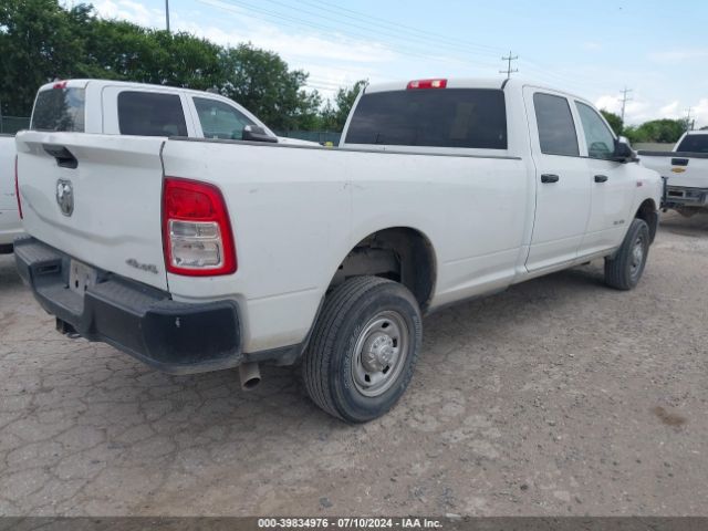 3C6UR5HJ2NG155080 RAM 2500 Tradesman  4x4 8' Box