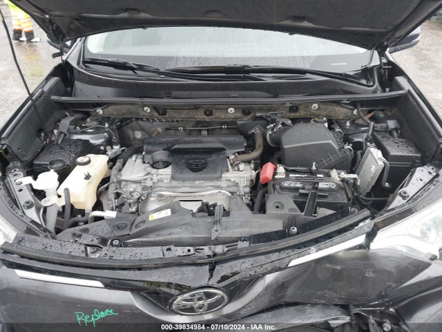 Toyota Rav4 Xle 2018 JTMWFREV6JJ204654 Image 10