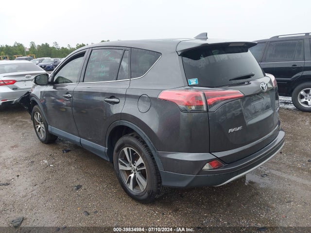 Toyota Rav4 Xle 2018 JTMWFREV6JJ204654 Image 3