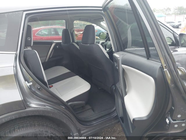 Toyota Rav4 Xle 2018 JTMWFREV6JJ204654 Image 8