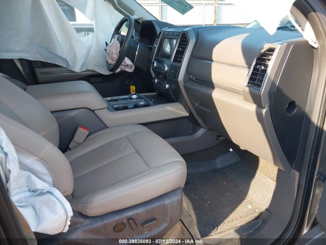1FMJU1HT7LEA25400 Ford Expedition Xlt