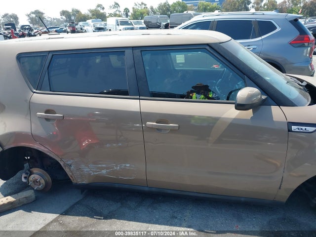 KIA Soul 2015 KNDJN2A21F7187721 Image 13