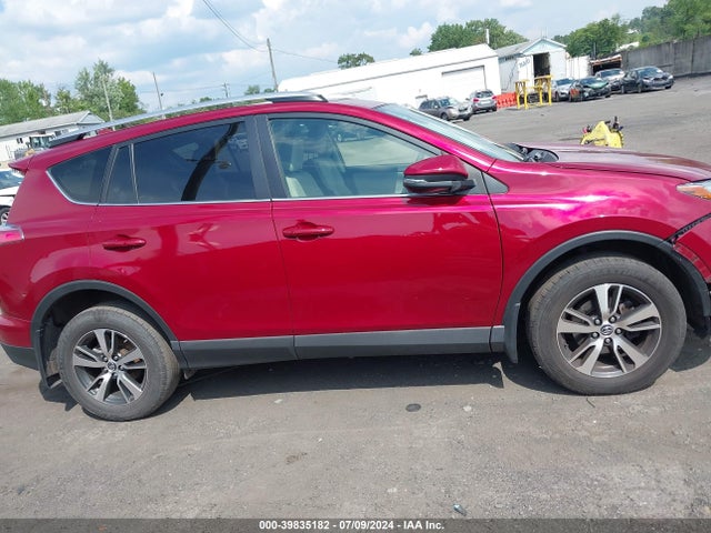 Toyota Rav4 Xle 2018 JTMRFREV0JD258186 Image 13