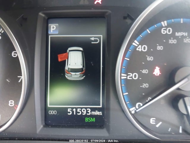 Toyota Rav4 Xle 2018 JTMRFREV0JD258186 Image 15