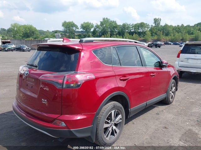 Toyota Rav4 Xle 2018 JTMRFREV0JD258186 Image 4