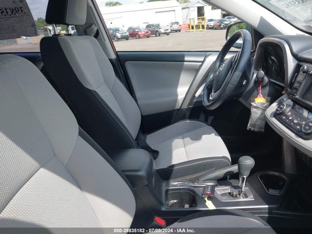 Toyota Rav4 Xle 2018 JTMRFREV0JD258186 Image 5