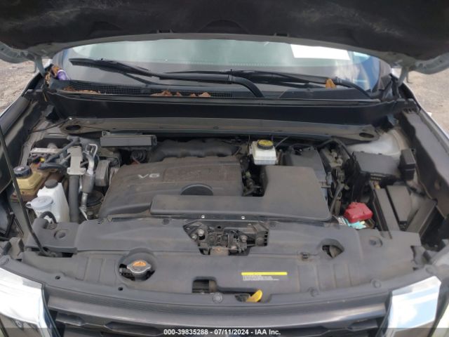 5N1DR2MM9JC607428 Nissan Pathfinder Sv