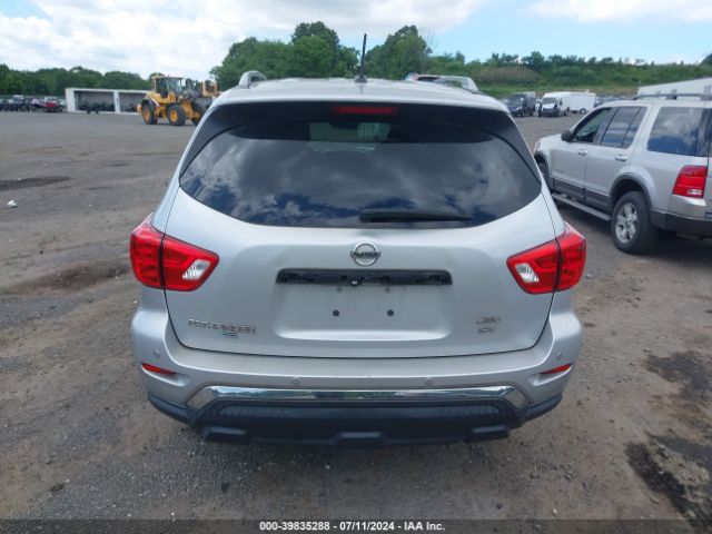 5N1DR2MM9JC607428 Nissan Pathfinder Sv