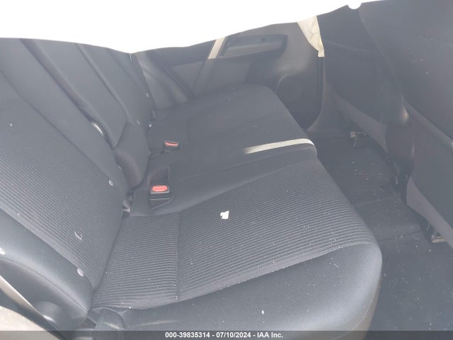 Toyota RAV4 LE 2017 2T3ZFREV0HW357250 Image 8