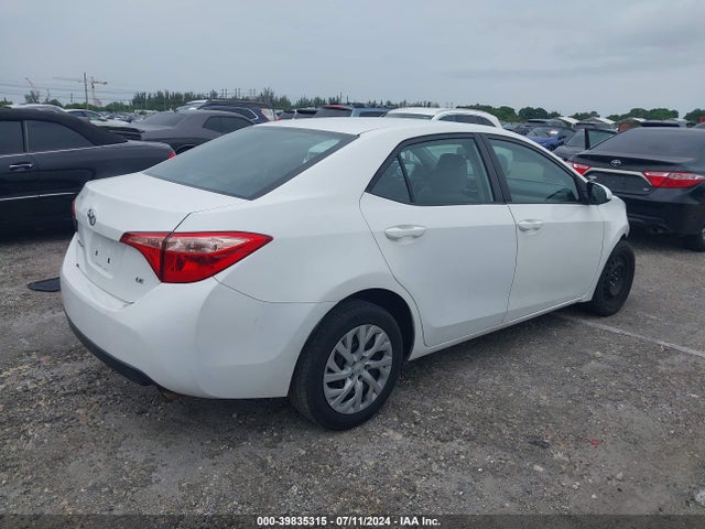 Toyota COROLLA LE 2017 5YFBURHE7HP644548 Image 4