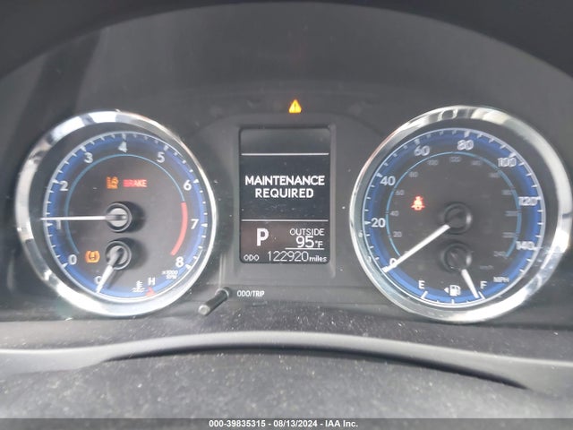 Toyota COROLLA LE 2017 5YFBURHE7HP644548 Image 7