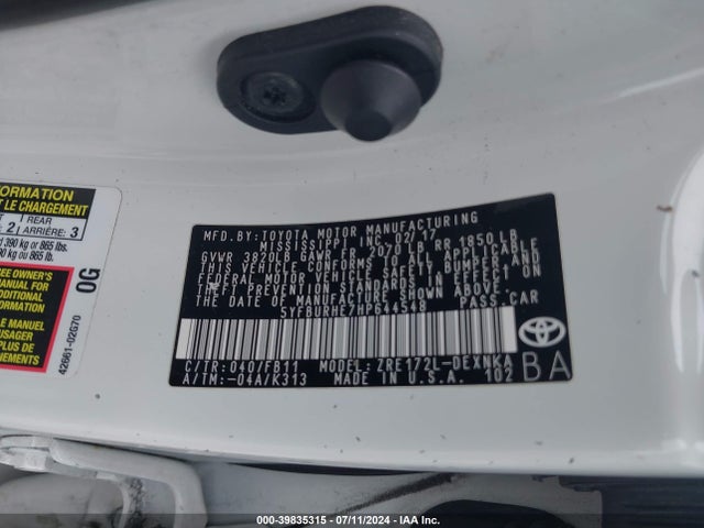 Toyota COROLLA LE 2017 5YFBURHE7HP644548 Image 9