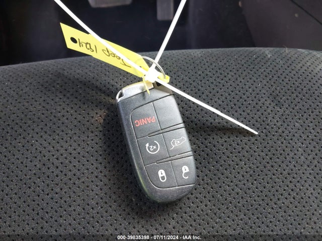 1C4RJFAG0EC506663 Jeep Grand Cherokee Altitude
