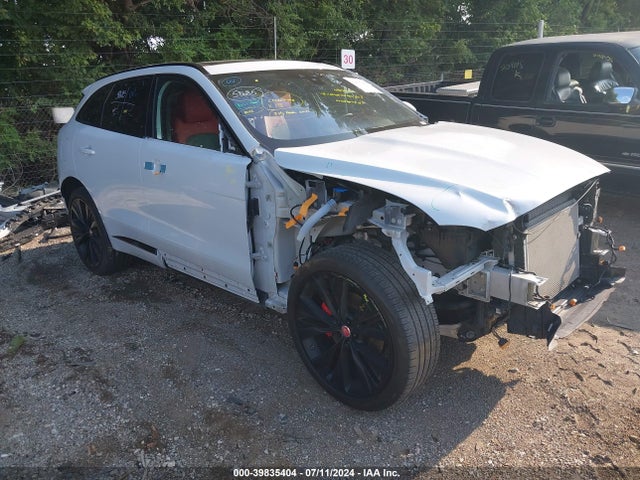 2020 JAGUAR F-PACE SADCM2FV7LA635333 Photo 0