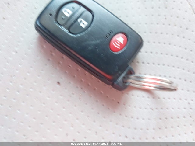 Toyota Prius Two 2015 JTDKN3DU0F1985749 Image 11