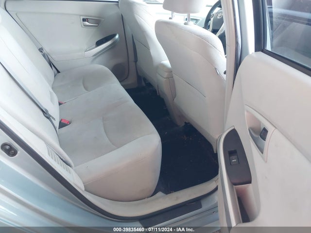 Toyota Prius Two 2015 JTDKN3DU0F1985749 Image 8