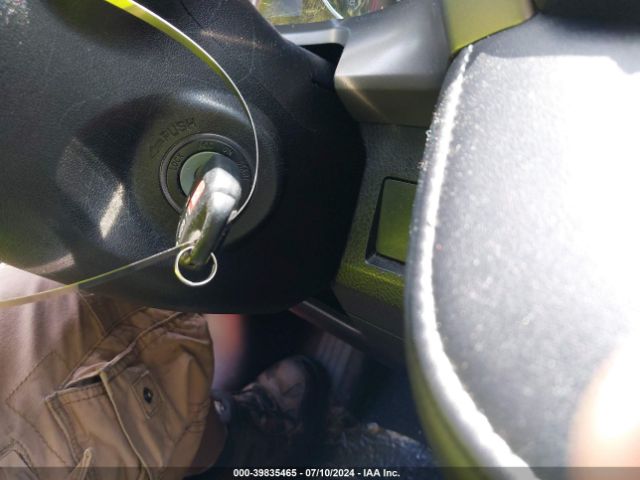 2T3RFREV5GW459125 Toyota Rav4 Xle