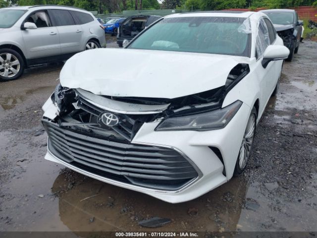 4T1BZ1FB9KU009378 Toyota AVALON LIMITED