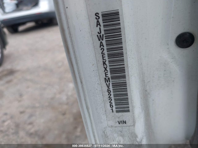 2014 JAGUAR XJ SAJWA2EKXEMV62261 Photo 8