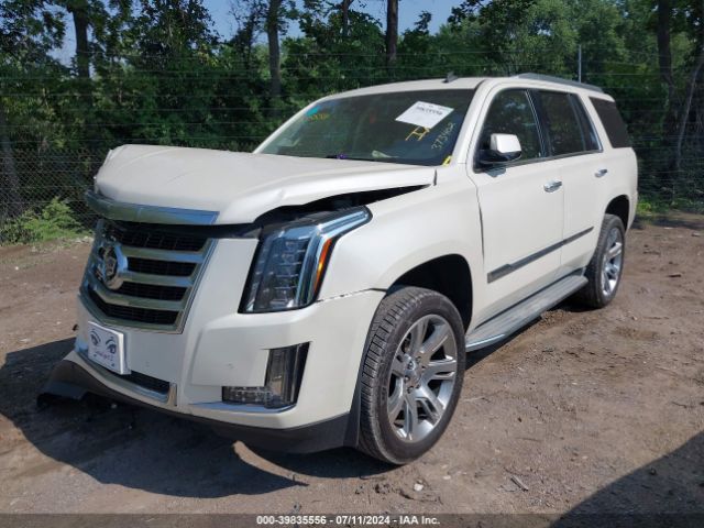 1GYS3BKJ2FR201060 Cadillac Escalade Luxury