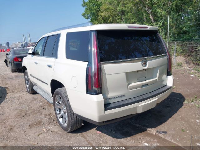 1GYS3BKJ2FR201060 Cadillac Escalade Luxury