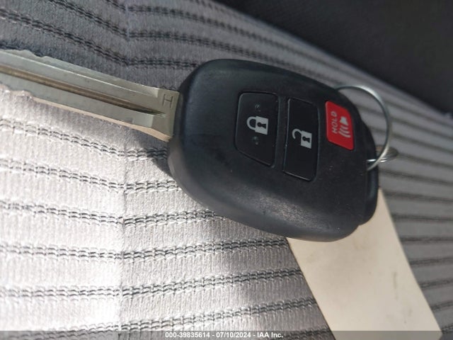 Toyota RAV4 LE 2014 JTMZFREV4E5018588 Image 11