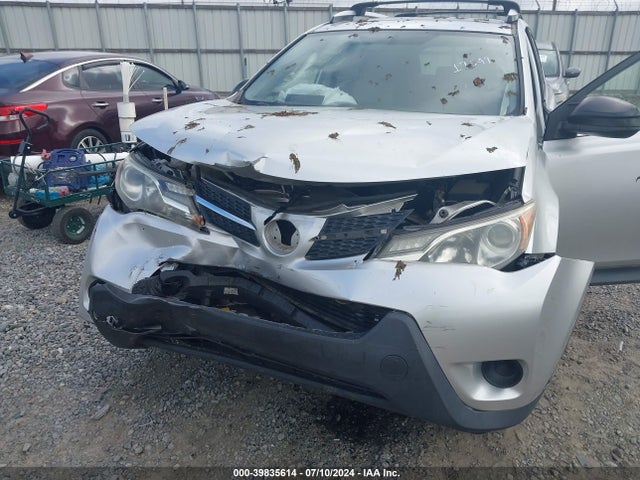 Toyota RAV4 LE 2014 JTMZFREV4E5018588 Image 6