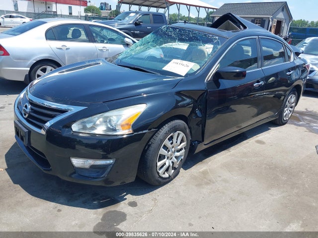 Nissan Altima 2.5 S 2015 1N4AL3AP9FC297372 Image 2