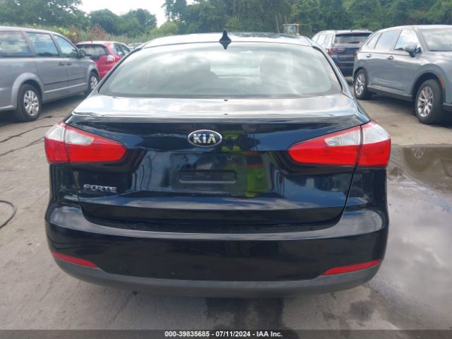 KNAFK4A68G5569882 KIA FORTE LX