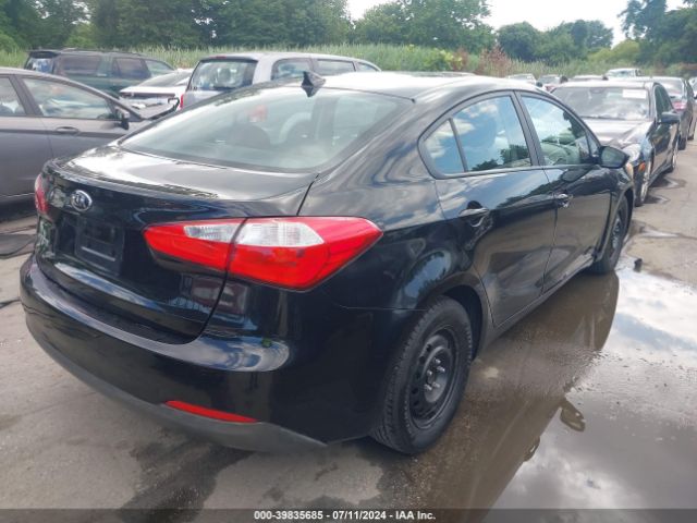KNAFK4A68G5569882 KIA FORTE LX