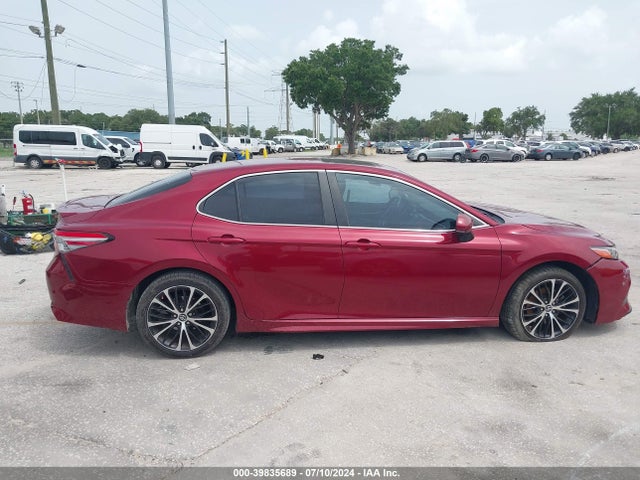 Toyota CAMRY SE 2018 4T1B11HK4JU597645 Image 13