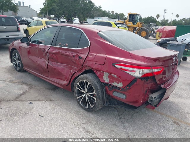 Toyota CAMRY SE 2018 4T1B11HK4JU597645 Image 3
