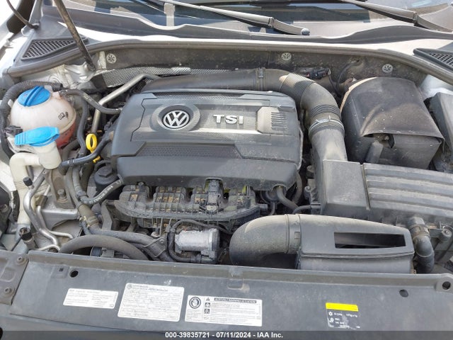 1VWBT7A3XFC062429 Volkswagen Passat 1.8t Sport