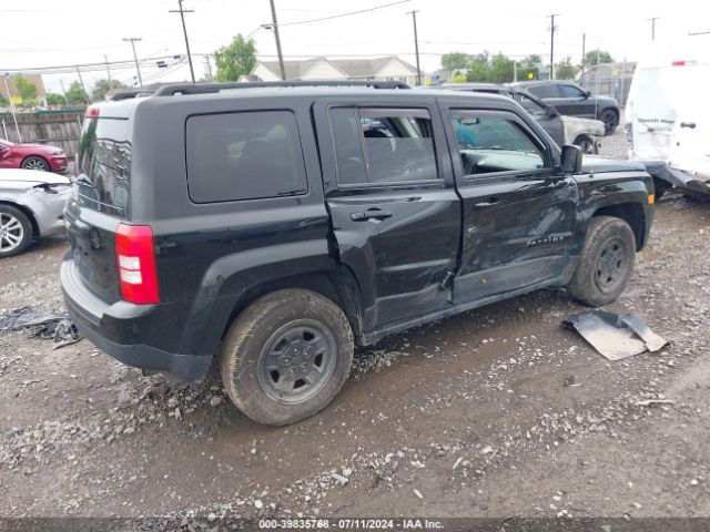 1C4NJRBB2GD501304 Jeep Patriot Sport