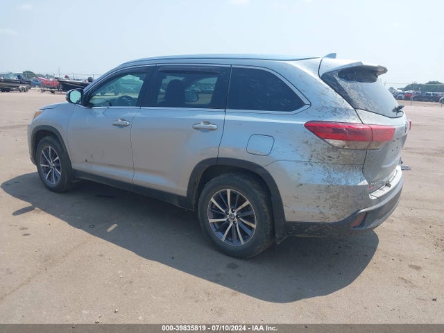 Toyota Highlander Xle 2019 5TDJZRFH8KS606030 Image 3