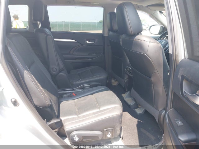Toyota Highlander Xle 2019 5TDJZRFH8KS606030 Image 8