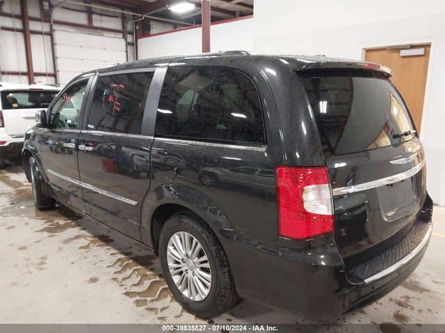 2C4RC1CG5FR525891 Chrysler Town & Country Touring-l