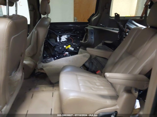 2C4RC1CG5FR525891 Chrysler Town & Country Touring-l