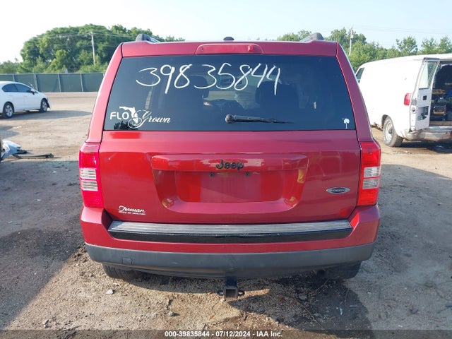 1C4NJPBA3FD171571 Jeep Patriot Altitude Edition