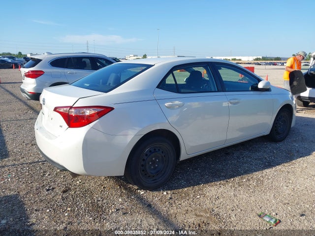 Toyota COROLLA LE 2017 5YFBURHE4HP730593 Image 4