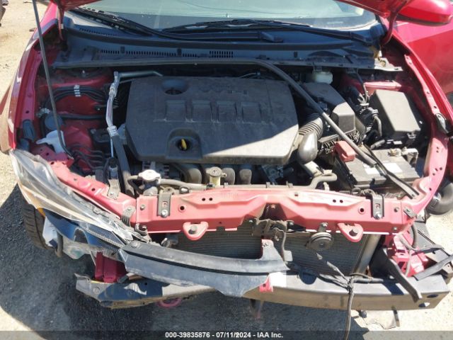 2T1BURHE0JC053676 Toyota COROLLA LE