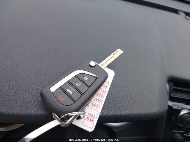 Toyota CAMRY LE 2018 4T1B11HK4JU048222 Image 11