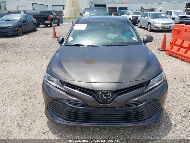 Toyota CAMRY LE 2018 4T1B11HK4JU048222 Image 6