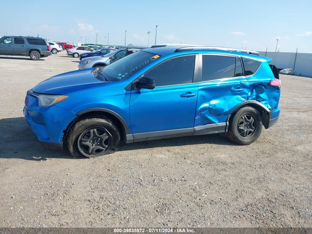 Toyota RAV4 LE 2018 JTMBFREV5JJ191541 Image 14