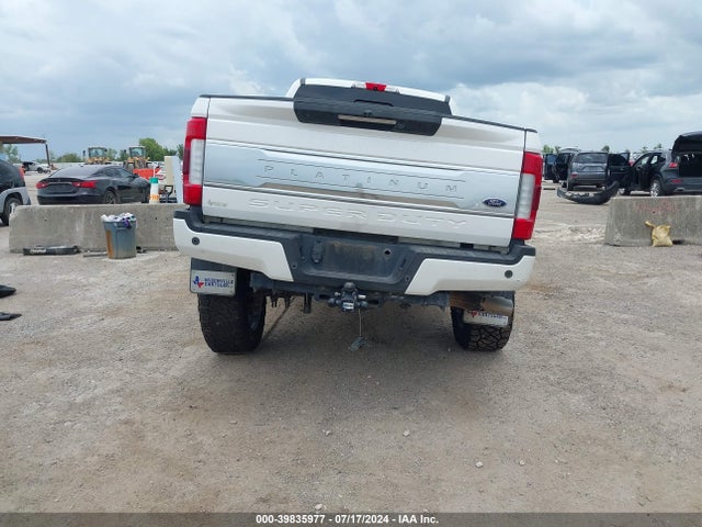 Ford F-250 Platinum 2017 1FT7W2BT3HEB19224 Image 17