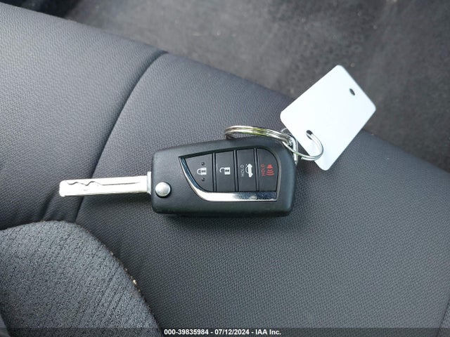 4T1C11AK1MU592213 Toyota CAMRY LE