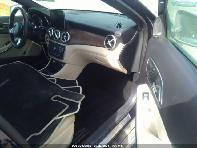 WDCTG4EB7HJ342426 Mercedes-Benz GLA 250