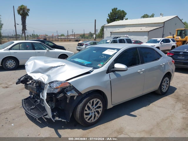 Toyota COROLLA LE 2017 2T1BURHE8HC849733 Image 2